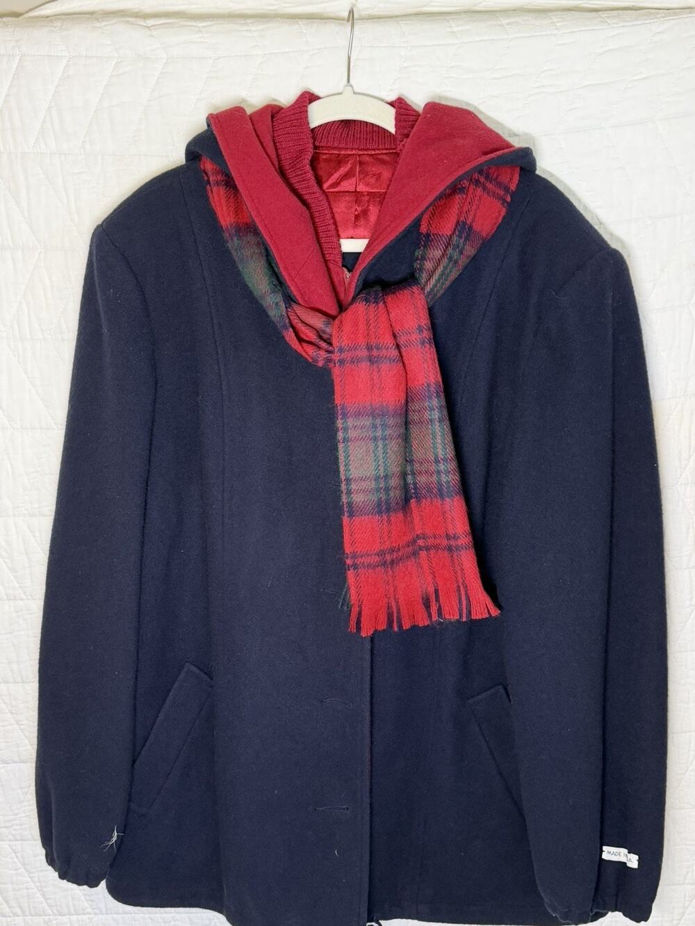 Vtg Authentic MacKintosh Vest Coat Wool Hooded Size XL Navy/red 
Scarf NWT
